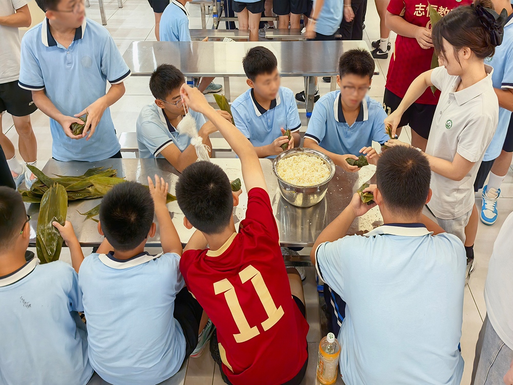 梅州附近封闭式叛逆期孩子管教学校联系电话